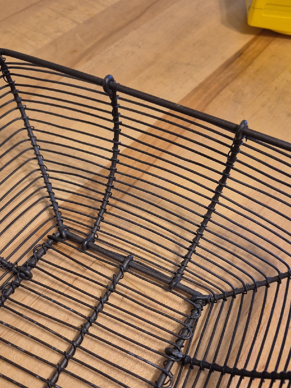 Large Rectangular Wire Basket - Picture 9 of 9